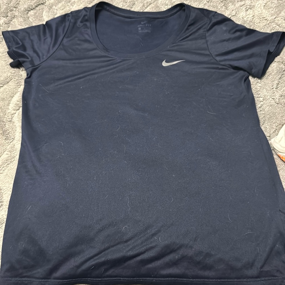 Women’s Nike dry fit T-shirt, size large navy blue